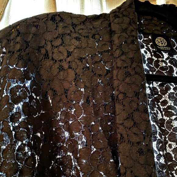 Lace Jacket - Picture 5 of 6